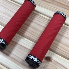 Nukeproof Neutron Knurled Lock-On Elcik - Kırmızı